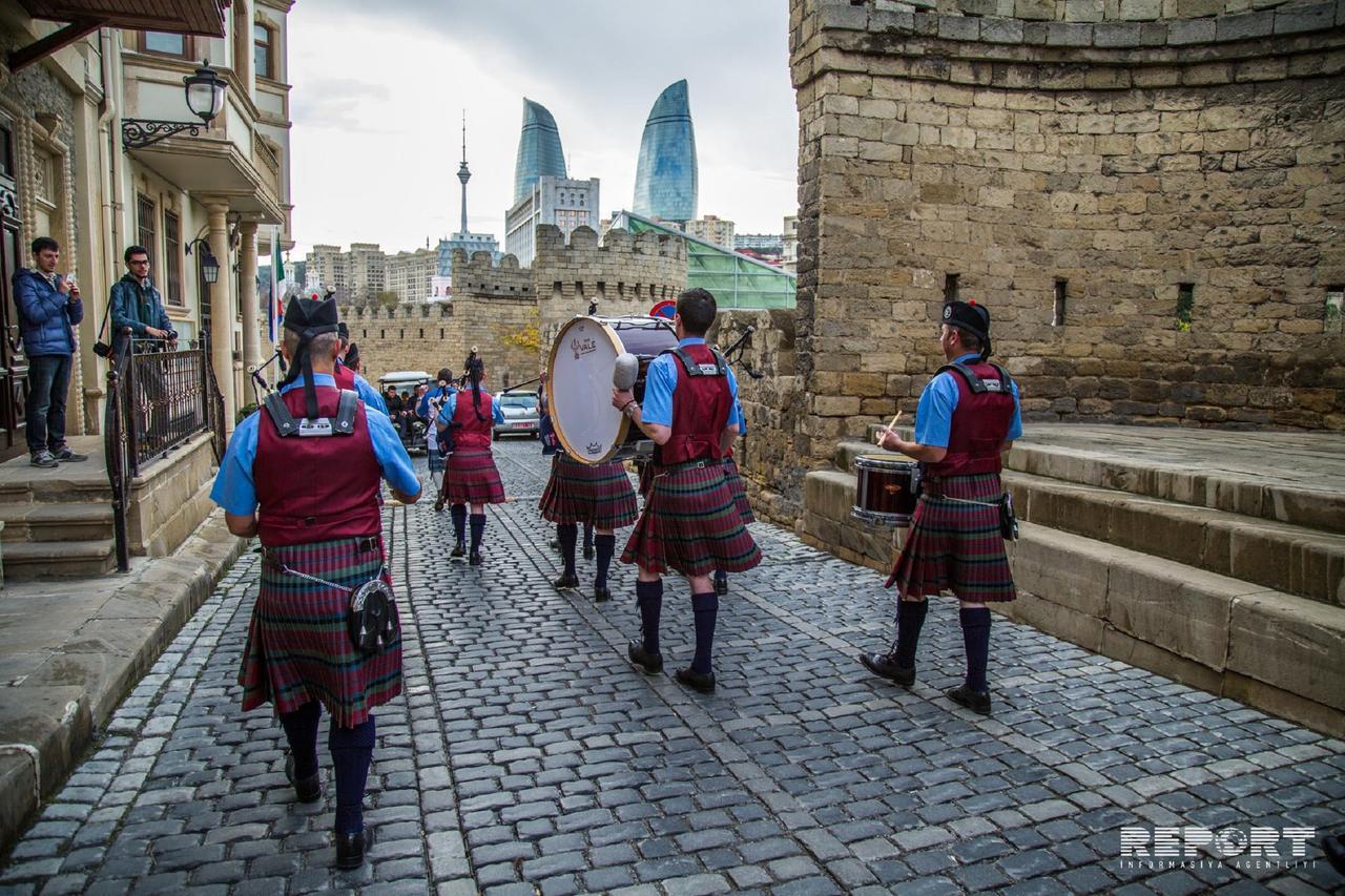 Golden Time Hotel Baku Bagian luar foto