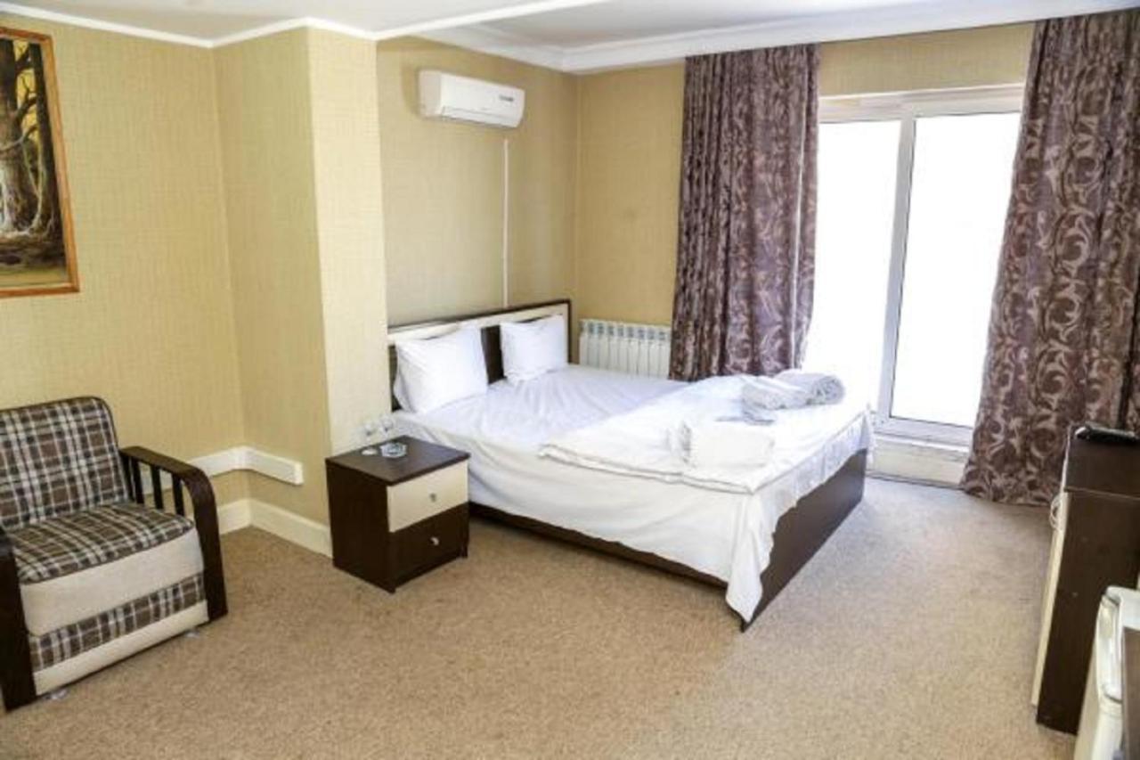 Golden Time Hotel Baku Bagian luar foto