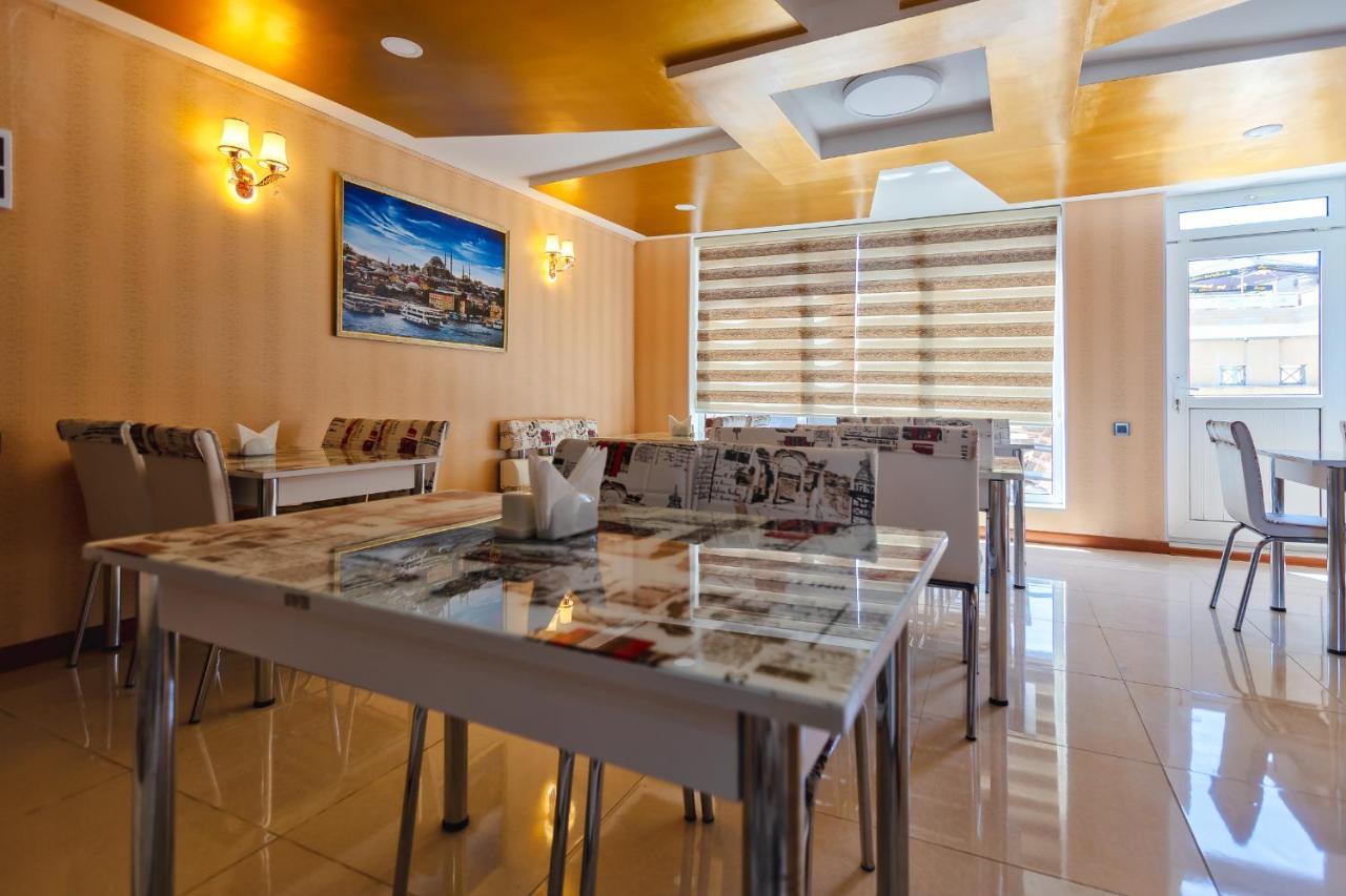 Golden Time Hotel Baku Bagian luar foto